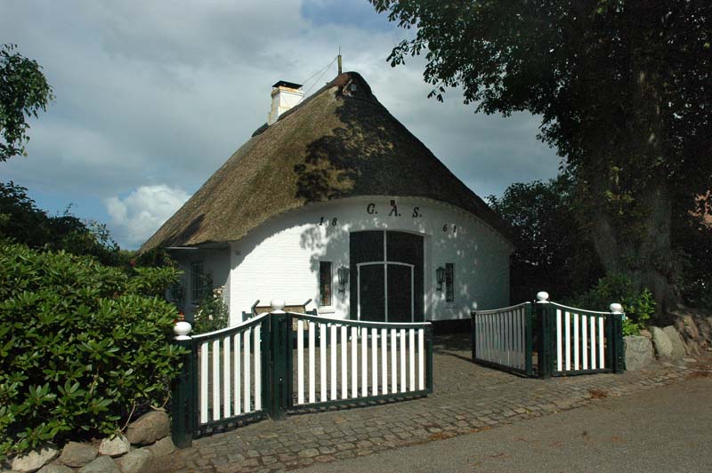 SOT212